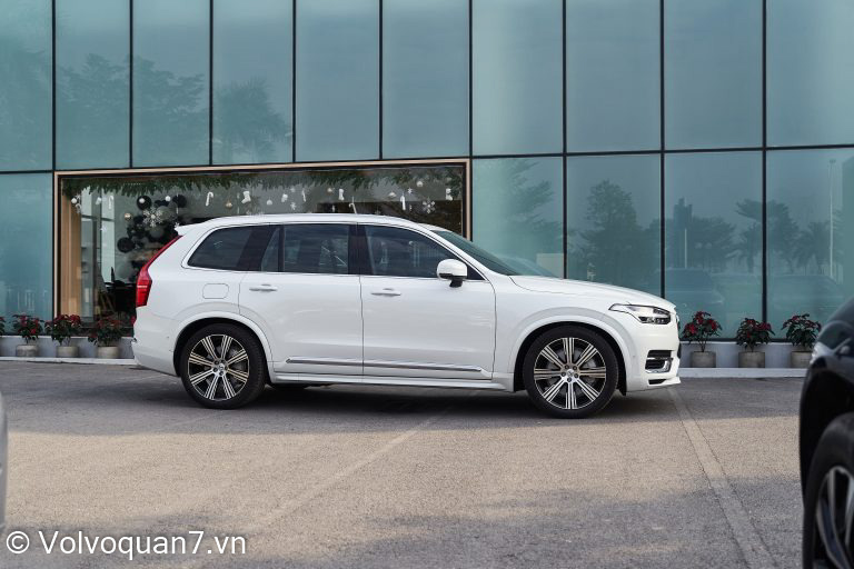 Volvo XC90 Plug-In Hybrid 2026 - Ảnh 2