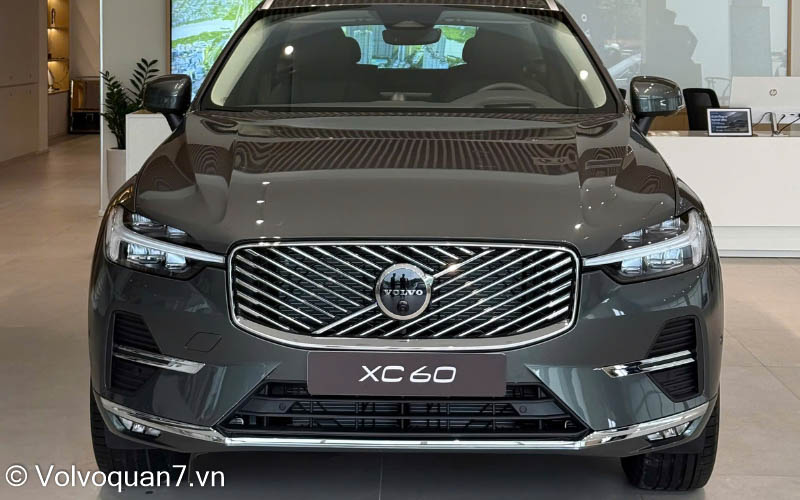 Phần đầu xe Volvo XC60 Ultra