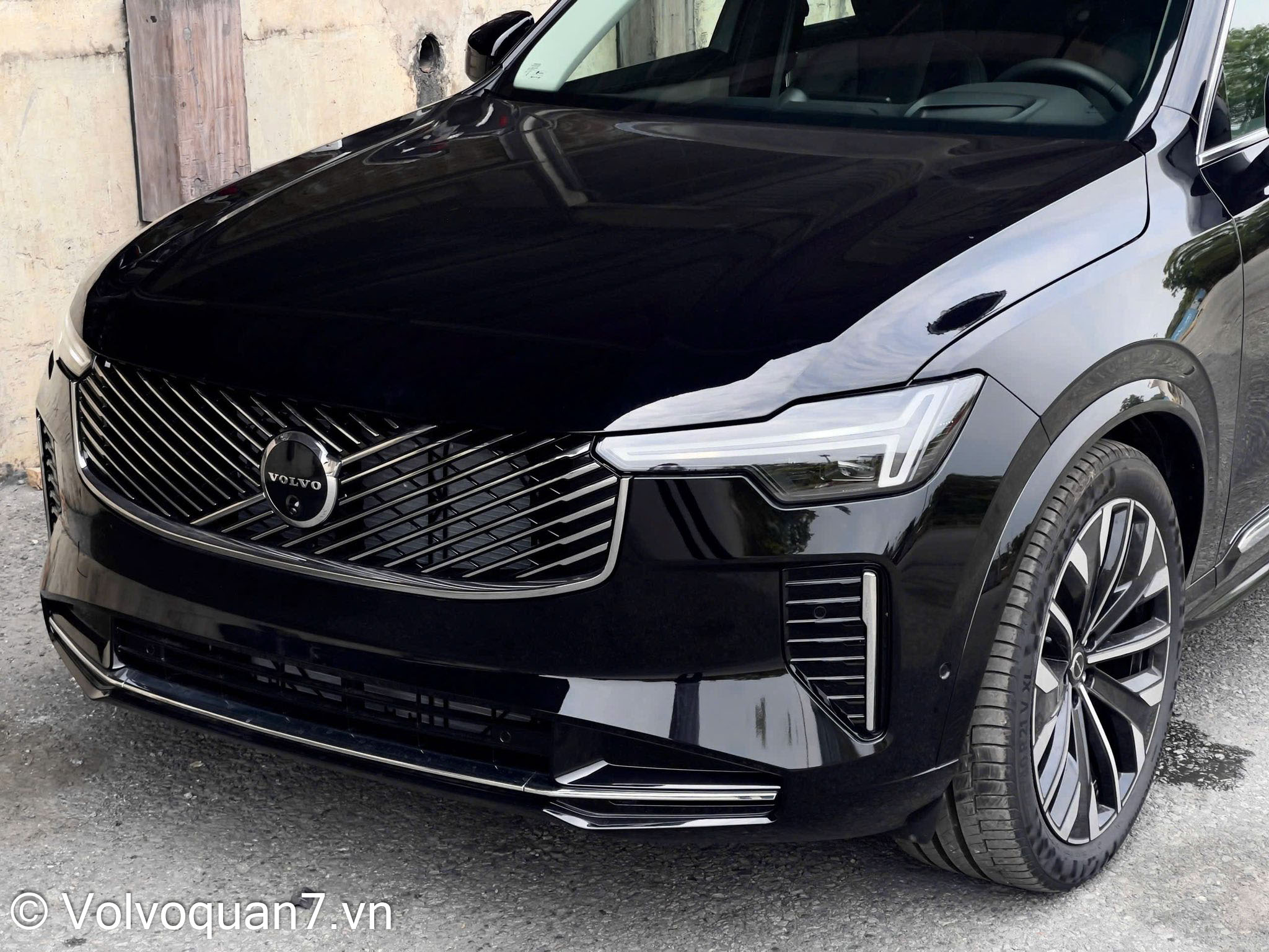 Volvo XC90 Ultra - Ảnh 9